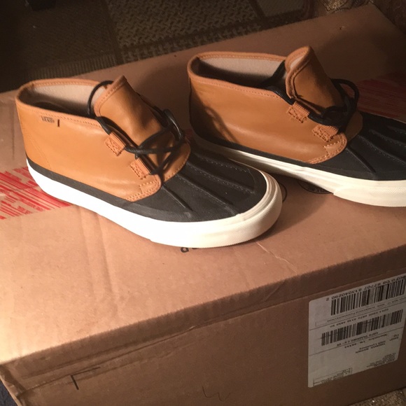 boys vans boots